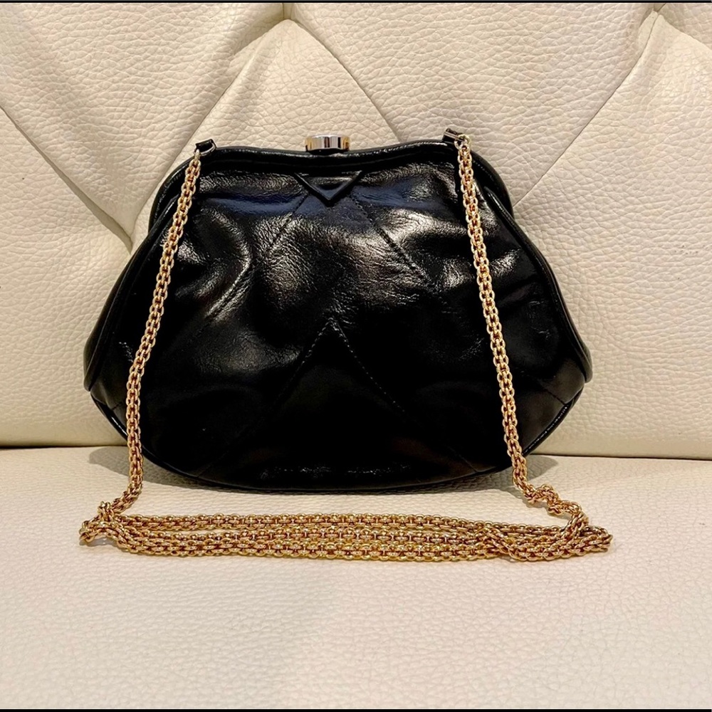 Chanel vintage kisslock bag